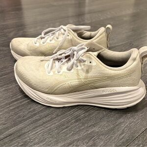 ASICS Women's Gel Cumulus 27 Running Shoes